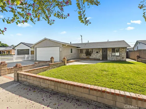995 Post Rd, Costa Mesa, CA 92626