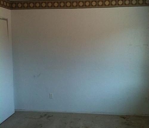 4th image of 1294 Berggren Way