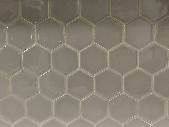 5th image of 310 S Broadway