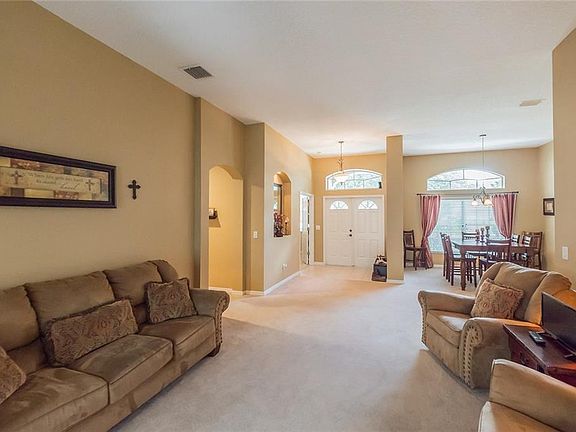 4th image of 38 Dalewood Dr