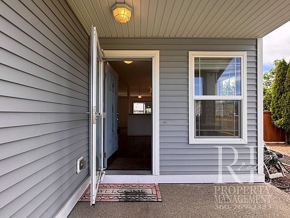 4th image of 4376 Wigeon Ave SW