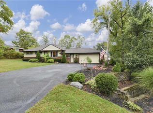 8701 Royalton Rd, North Royalton, OH 44133