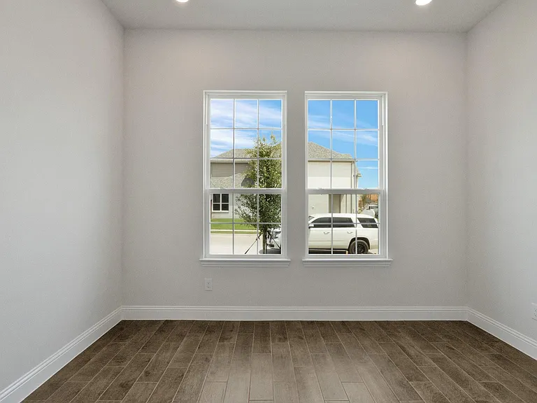 603 Parrino Pkwy — Photo 27