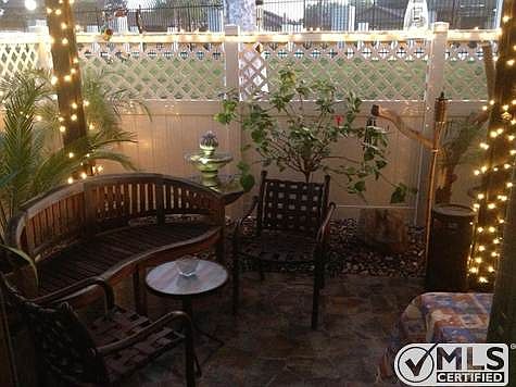 5th image of 525 Smoketree Gln