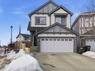 3087 Arthurs Cres SW, Edmonton, AB T6W2H8