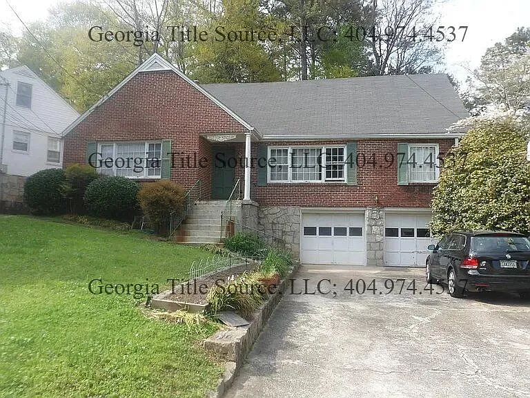 2 bed, 900 sqft, $1,700 — Photo 1