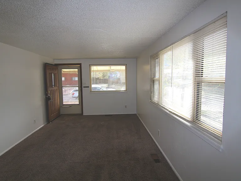 2514 W Bijou St — Photo 4