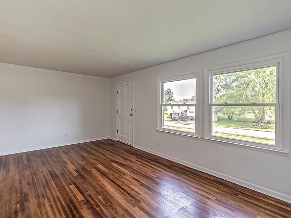5th image of 114 Cave Springs Dr