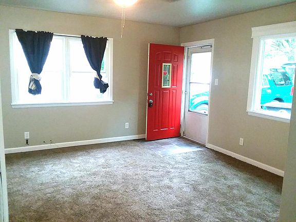 3rd image of 4055 Missouri St