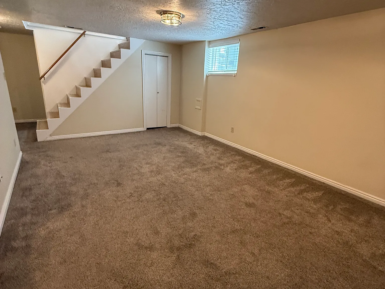 2 bed, 750 sqft, $1,500 — Photo 3
