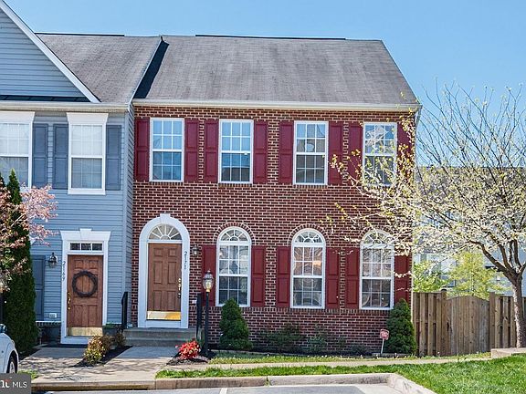 2nd image of 2171 Armitage Ct