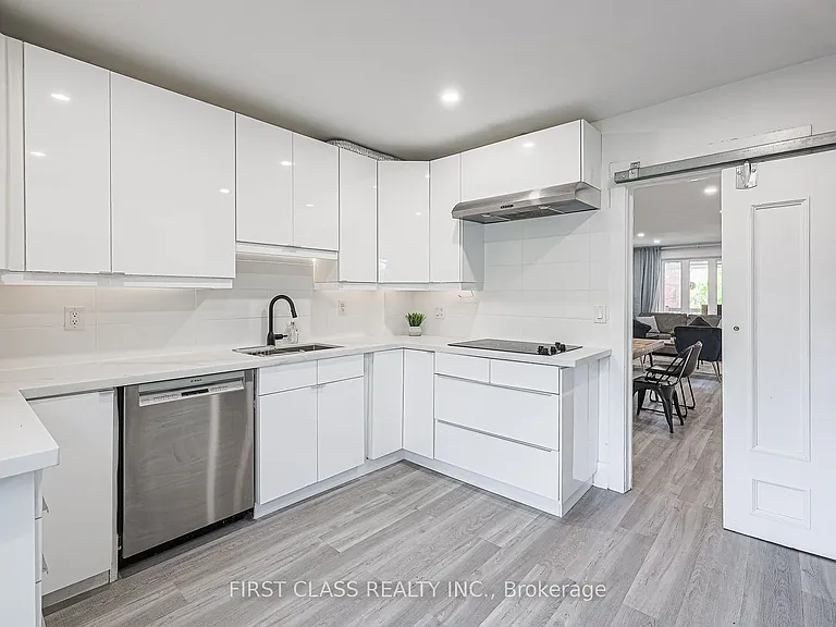 53 Aldridge Ave — Photo 9