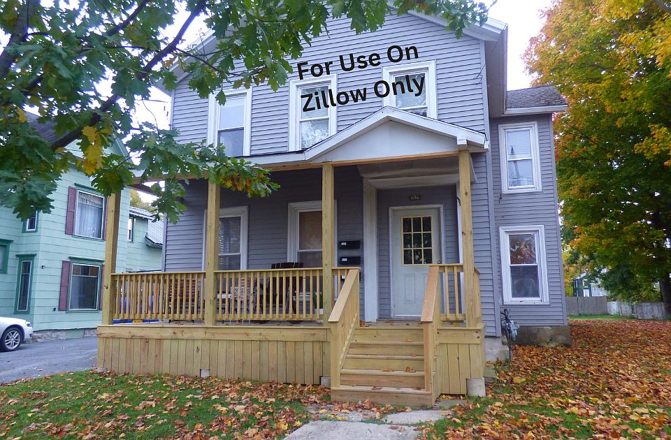 1st image of 636 Boyd St