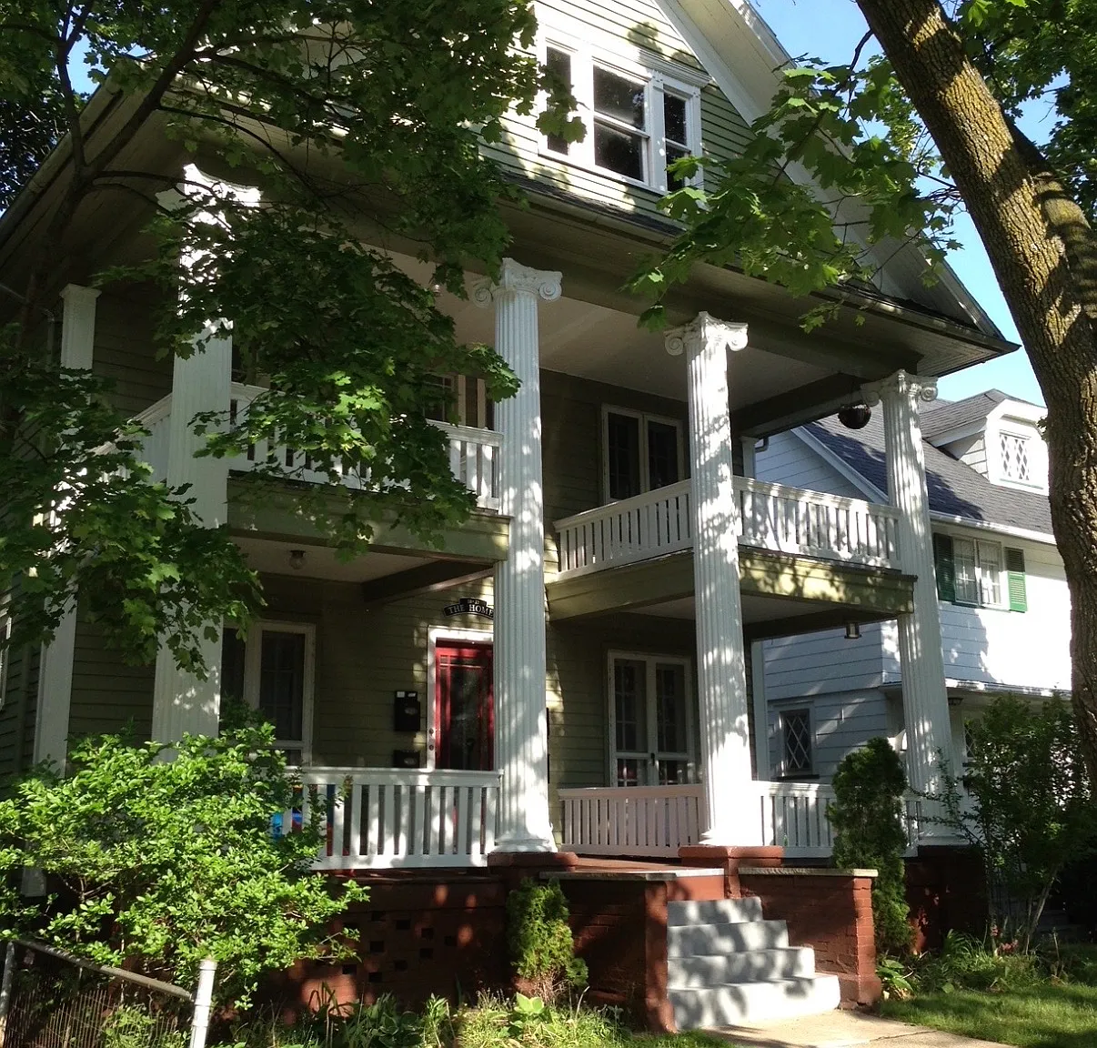 2 bed, 900 sqft, $1,500 — Photo 3