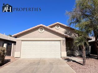 8560 W Laurel Ln, Peoria, AZ 85345