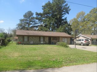 923 Patterson St, Carthage, TX 75633