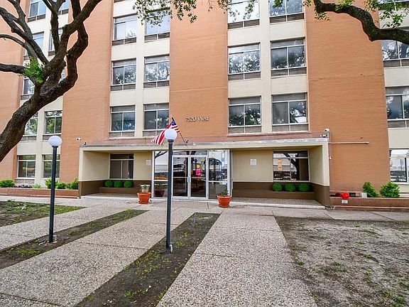 5th image of 7520 Hornwood Dr APT 406