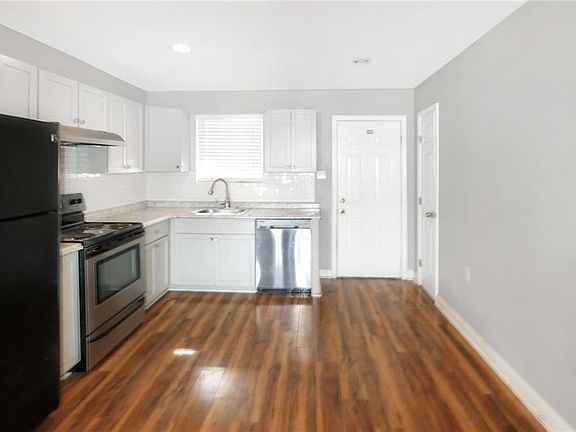 5th image of 120 Gardenia Ln