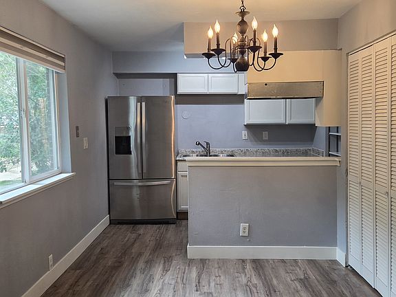 4th image of 9105 E Lehigh Ave APT 69