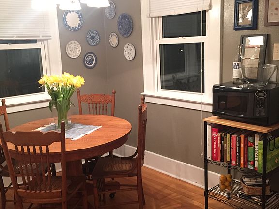 3rd image of 131 Wolcott Ave