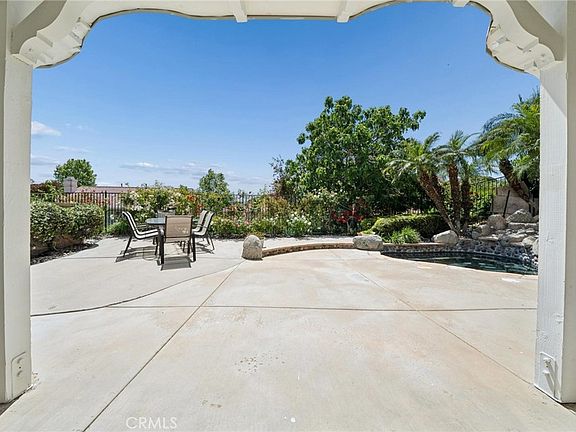3rd image of 25716 Hood Way