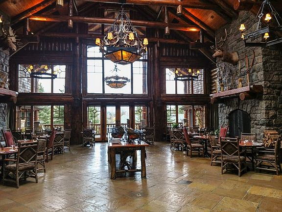5th image of 7 Whiteface Inn Ln #11-113