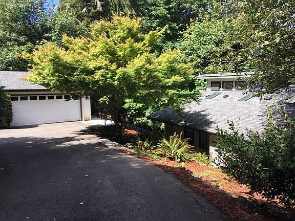 2nd image of 1604 73rd Ave SE