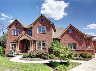 2596 Patrick Henry Dr, Dayton, OH 45434