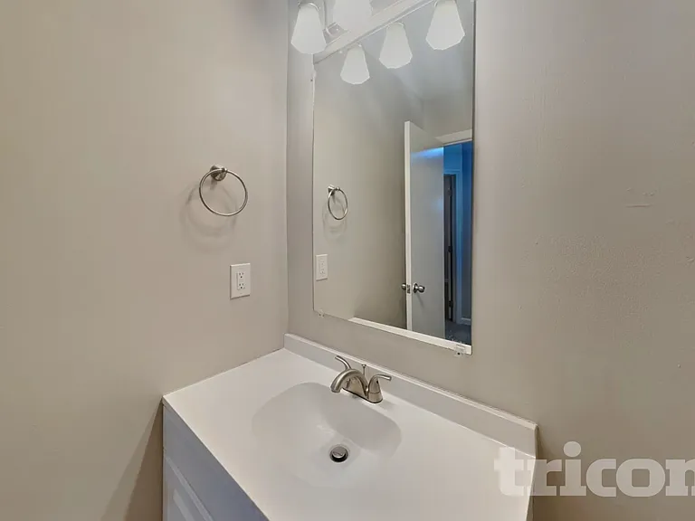 4205 Traders Dock Ct — Photo 15