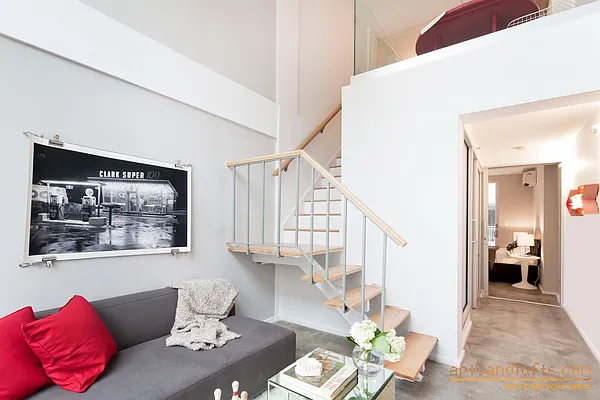 Rented by aptsandlofts.com | media 16