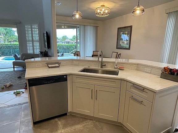 3rd image of 8287 Quail Meadow Way