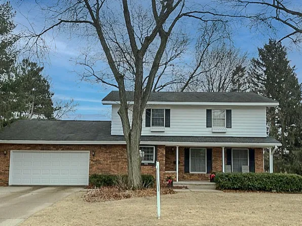 414 Oakridge Dr, Portage, WI 53901