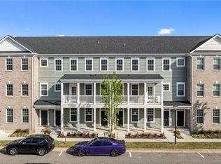 828 Riverfall Ave, Hampton, VA 23666