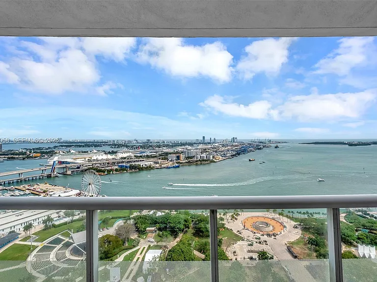 50 Biscayne Blvd #3802 — Photo 2
