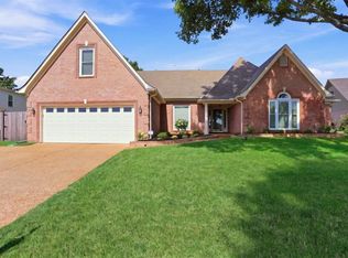 9882 Windward Slope Dr, Lakeland, TN 38002