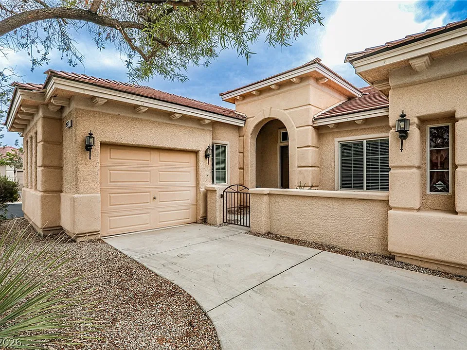 9023 Sleepy Canyon Ave