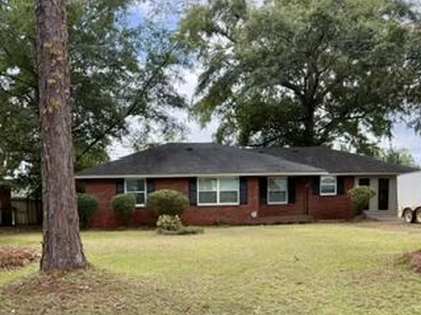 2316 Pembroke Dr, Albany, GA 31707