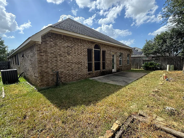 2827 Fair Chase Dr — Photo 38