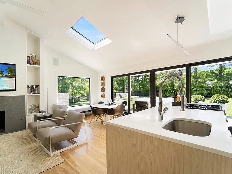 13 Seabreeze Ave — Photo 13