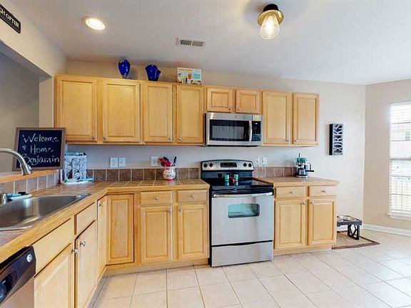 3rd image of 1624 Konner Woods Dr