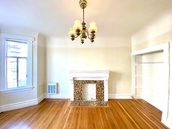 4th image of 1612 Larkin St #1612