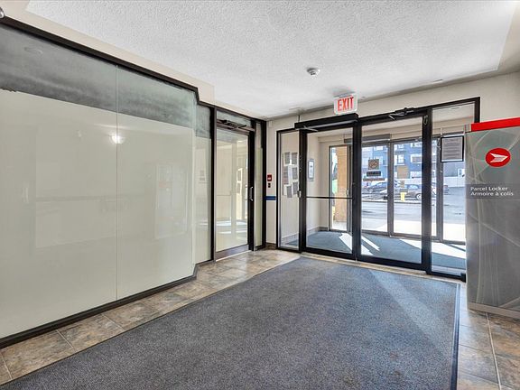 3rd image of 10535 122nd St NW #121