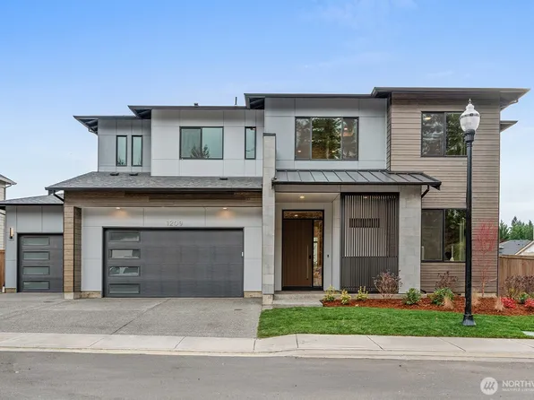 1204 NW 150th Street, Vancouver, WA 98685