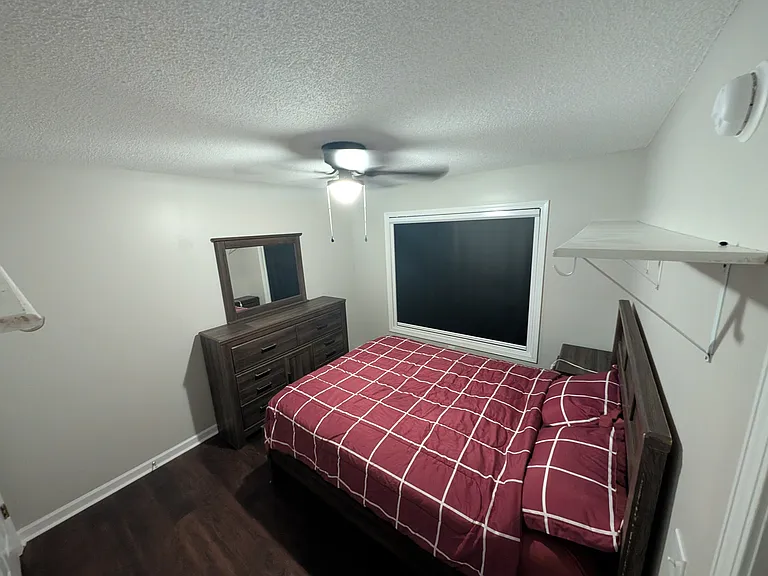 240 Hallie Hills Pl — Photo 2
