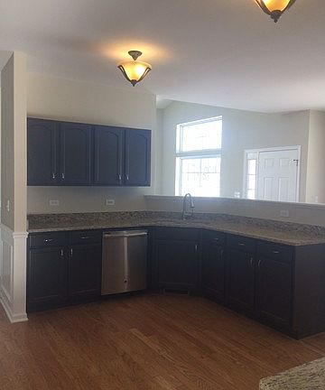 4th image of 237 Nicole Dr Unit F