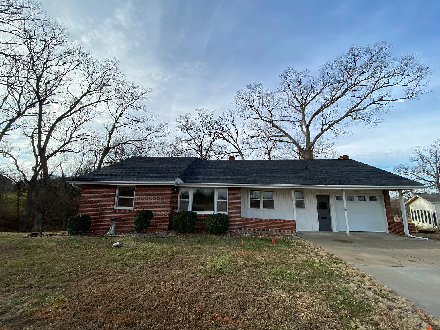 3 bed, 1.5 bath, 1340 sqft, $2,200 — Photo 1