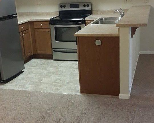 4th image of 24 1st St NE APT C