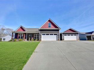 120 Inlet Pointe Dr, Anderson, SC 29625