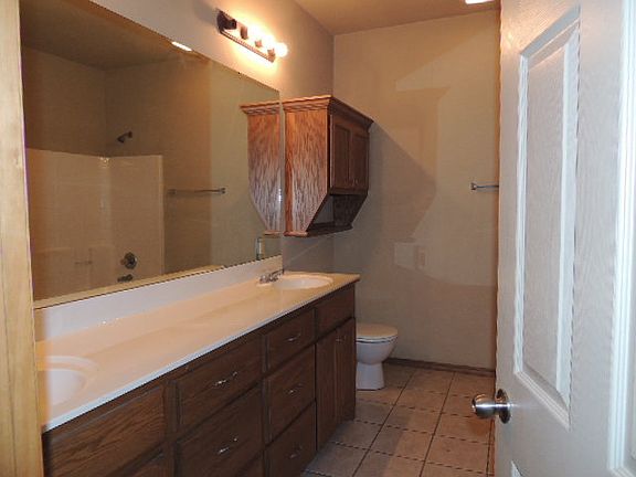 double sink master bath
