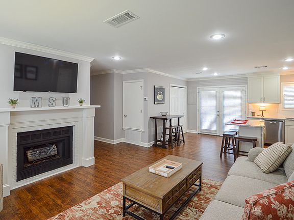 4th image of 1120 E Lee Blvd #F123